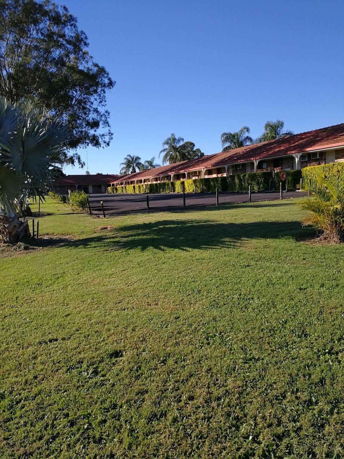 Lakeside Lodge Motel Lismore Exterior photo